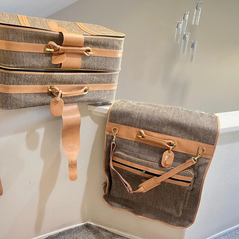 5th Ave three tan tweedTravel set . Two Suitcase and garment bag Set New no tags
